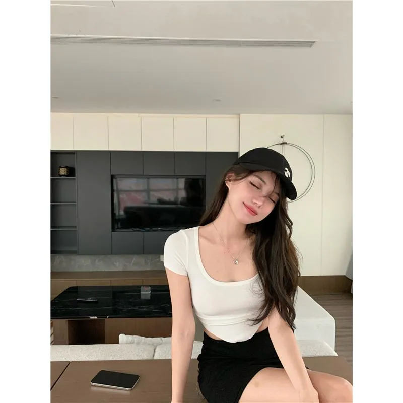 Cropped Irregular Pit Strip High-Waisted Tight-Fitting Short Sleeve Tee