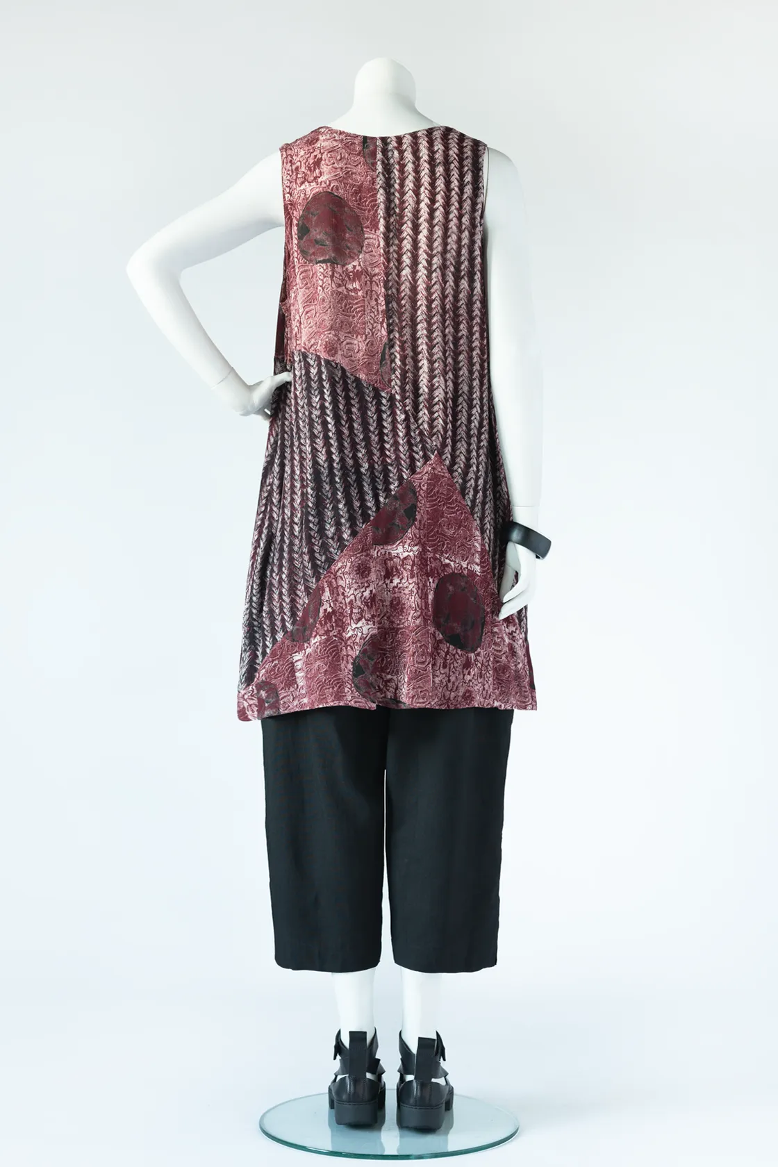 Libby Top in Porto Caspia